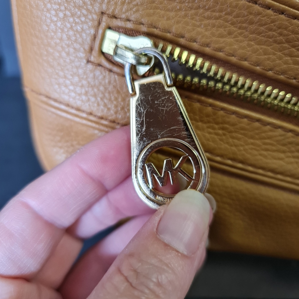 Mk Purse - Picture 2 of 8